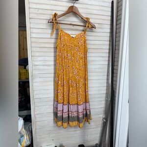 beachlunchlounge Women’s M Mustard and Lavender Floral Summer Dress